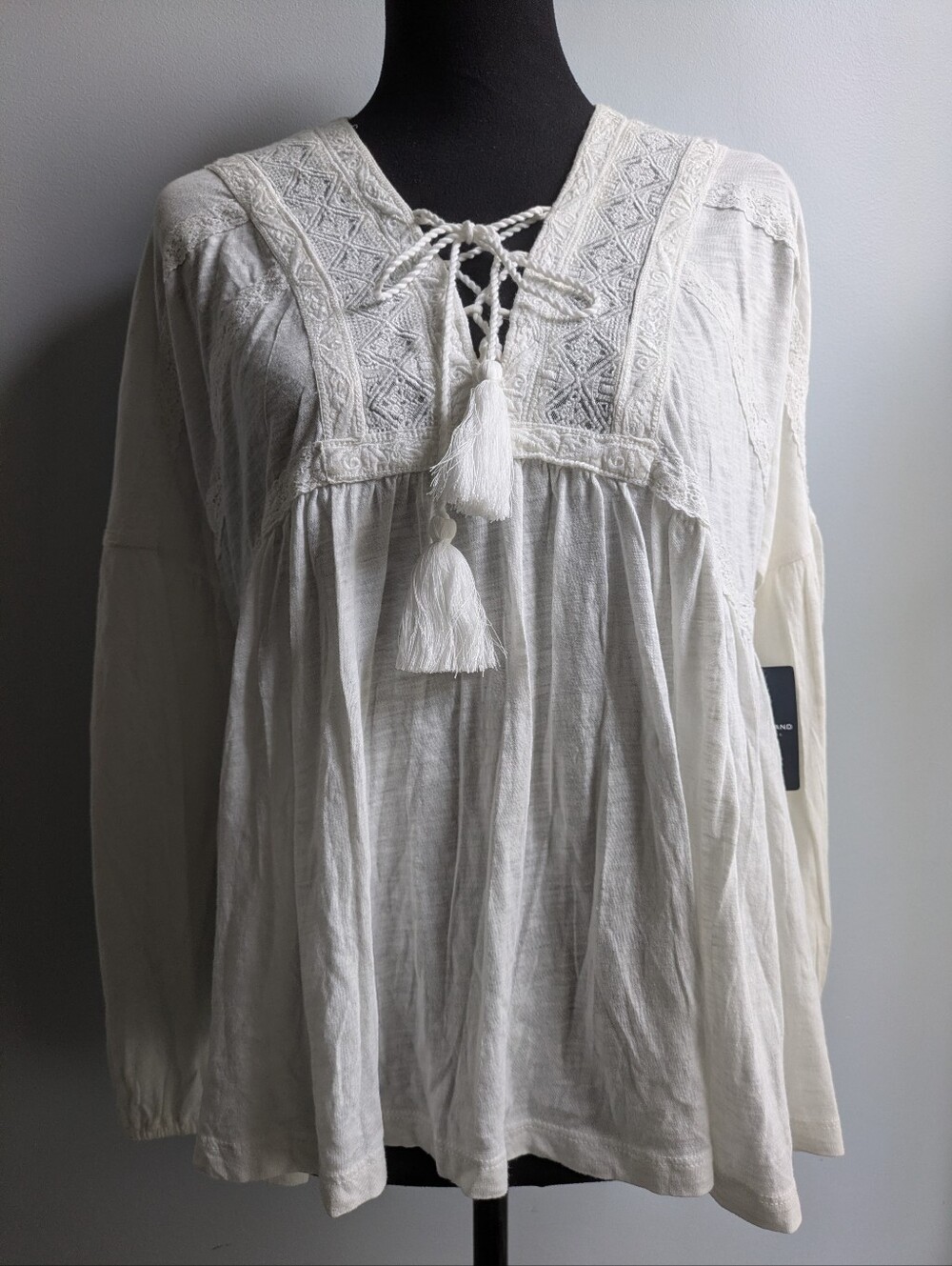 NWT...Lucky Brand Tie-Neck Lace Trim Cotton Blend  Knit Peasant Top Size S